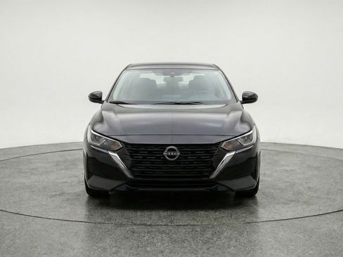 Used 2025 Nissan Sentra SV FWD image 2