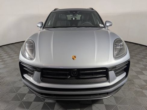 New 2026 Porsche Macan AWD/4WD image 9