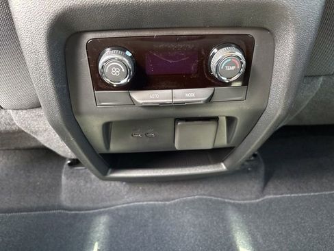 New 2026 Chevrolet Traverse LT w/ Driver Confidence Package AWD/4WD image 34