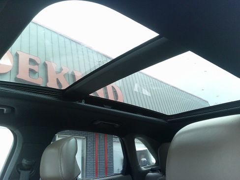 Used 2016 Lincoln MKC Reserve w/ Lincoln MKC Climate Package image 15