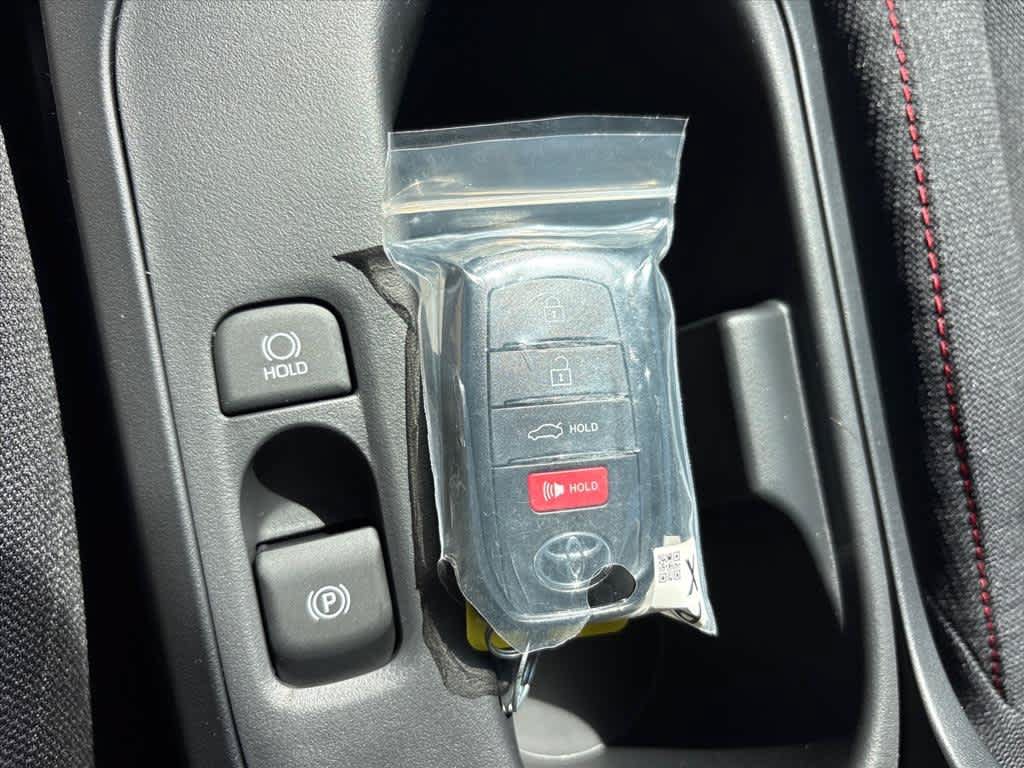 Used 2026 Toyota Corolla SE w/ SE Package FWD image 19