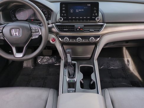 Used 2019 Honda Accord LX image 11