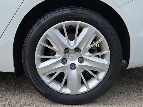 Used 2019 Chevrolet Impala LS FWD image 36