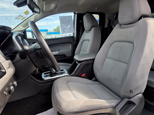 Used 2017 Chevrolet Colorado LT AWD/4WD image 35