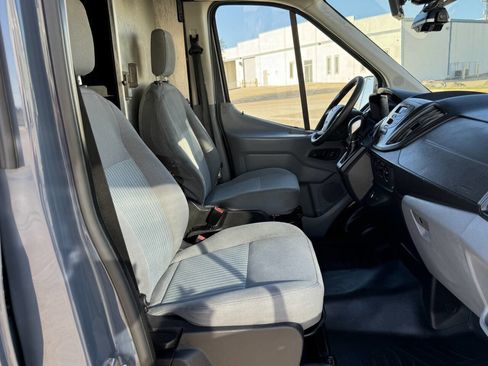 Used 2019 Ford Transit 250 148 High Roof Extended image 12