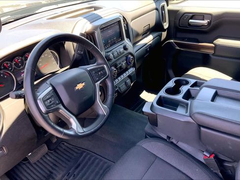 Used 2021 Chevrolet Silverado 1500 LT w/ Z71 Off-Road Package AWD/4WD image 18