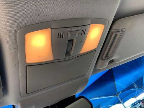 Used 2017 Nissan Armada Platinum image 30