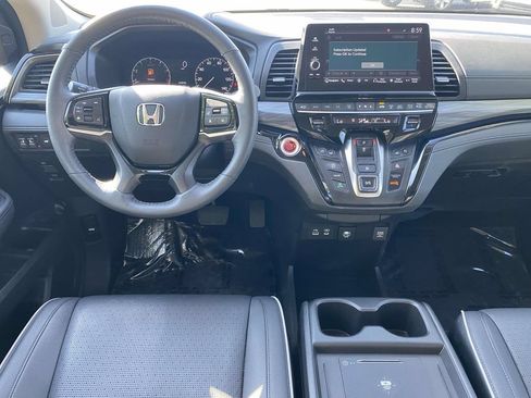 Certified 2026 Honda Odyssey Elite image 9