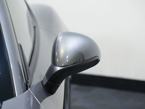 Used 2016 Porsche Cayman RWD image 11