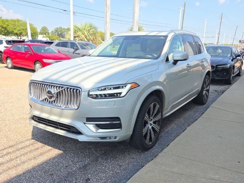 Used 2022 Volvo XC90 T6 Inscription AWD/4WD image 3