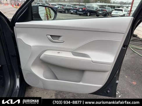 Used 2024 Hyundai Kona SEL w/ Convenience Package image 18