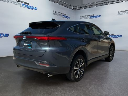 Used 2021 Toyota Venza LE w/ Carpet Mat Package (TMS) AWD/4WD image 5