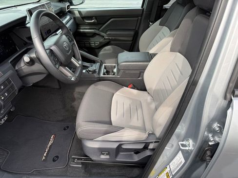 Used 2024 Toyota Tacoma TRD Sport image 13