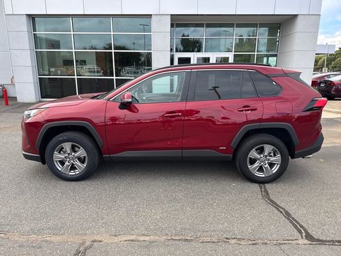 Used 2024 Toyota RAV4 XLE image 2