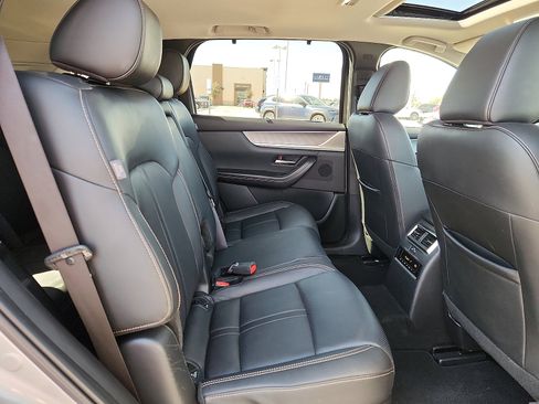 Used 2025 MAZDA CX-90 3.3 Turbo w/ Preferred Package image 14