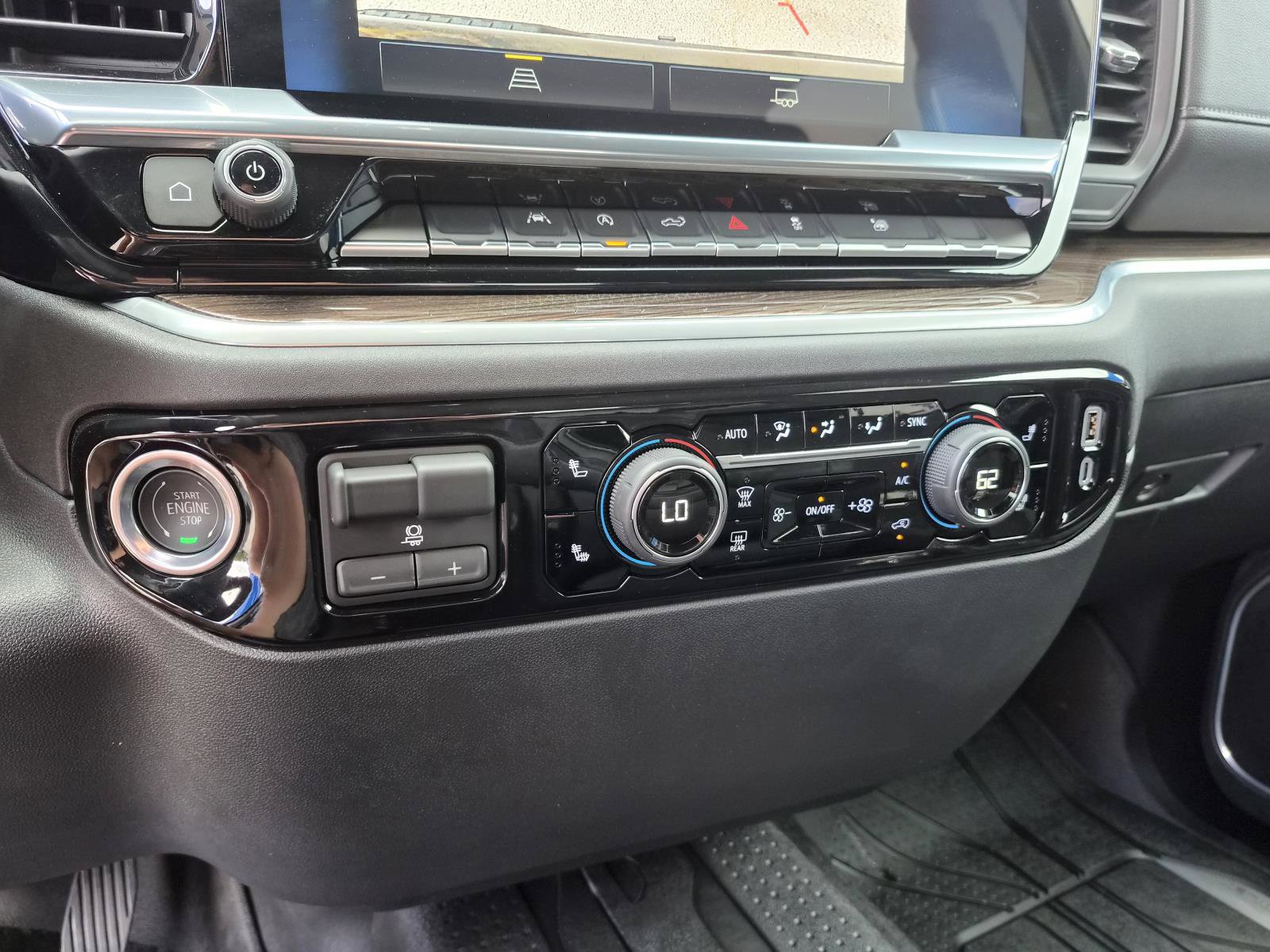 Used 2026 Chevrolet Silverado 1500 RST w/ RST Select Package AWD/4WD image 26