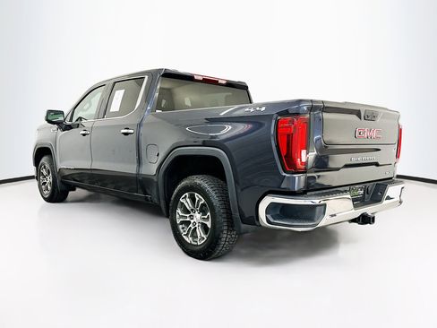 Used 2025 GMC Sierra 1500 SLT image 5
