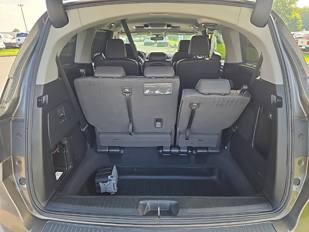 Used 2019 Honda Odyssey Elite image 12