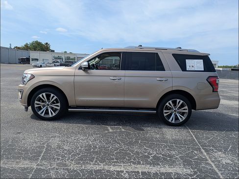 Used 2020 Ford Expedition Platinum RWD image 4