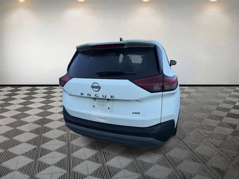 Used 2023 Nissan Rogue S AWD/4WD image 7