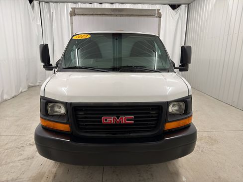Used 2013 GMC Savana 3500 RWD image 2