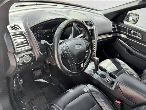 Used 2016 Ford Explorer Platinum AWD/4WD image 12