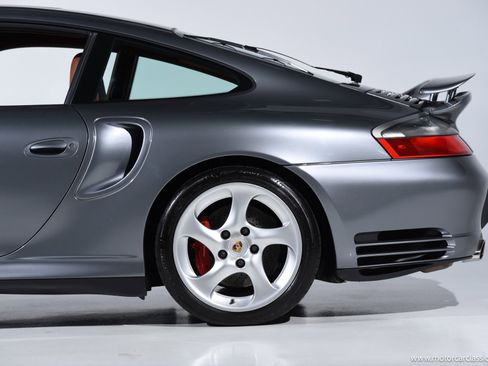 Used 2002 Porsche 911 Turbo image 19