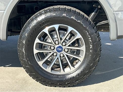 Used 2018 Ford F150 XLT w/ Equipment Group 302A Luxury image 39