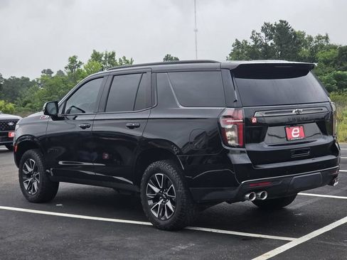 Used 2022 Chevrolet Tahoe Z71 w/ Z71 Off-Road Package AWD/4WD image 20