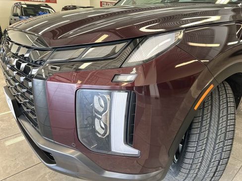 Used 2023 Hyundai Palisade Limited AWD/4WD image 18