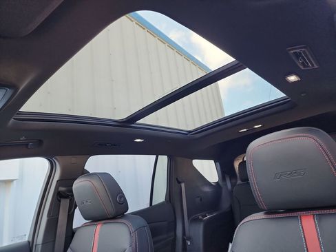 New 2026 Chevrolet Traverse RS w/ LPO, Floor Liner Package image 36