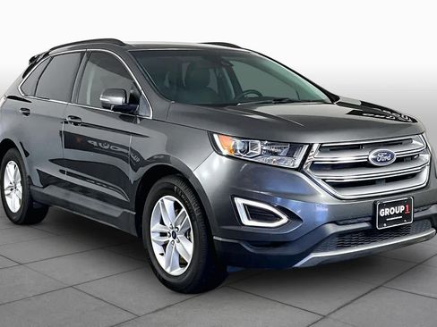 Used 2018 Ford Edge SEL w/ Equipment Group 201A FWD image 3