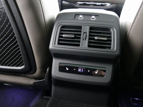 New 2025 Audi Q5 Prestige image 29