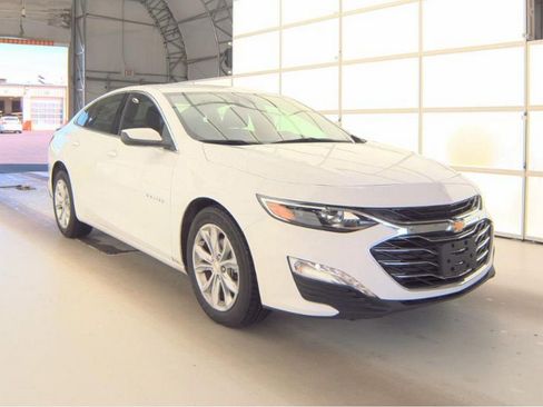 Used 2024 Chevrolet Malibu LT FWD image 4