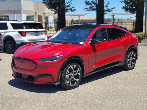 Certified 2023 Ford Mustang Mach-E Premium RWD image 8