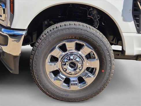 New 2026 Ford F250 King Ranch w/ Chrome Package AWD/4WD image 10