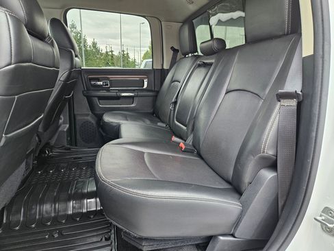 Used 2014 RAM 2500 Laramie w/ Convenience Group AWD/4WD image 26