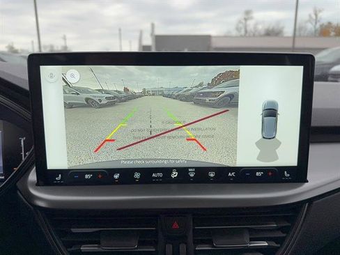 New 2026 Ford Escape SE image 16