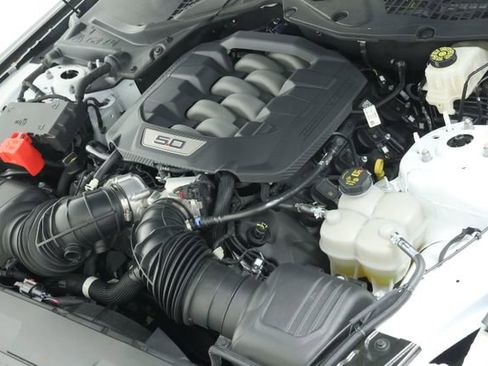 Used 2024 Ford Mustang GT Premium RWD image 9