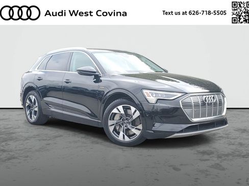Used 2023 Audi e-tron Premium Plus w/ Premium Plus Package AWD/4WD image 1