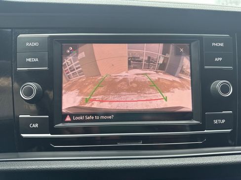 Used 2019 Volkswagen Jetta GLI image 17