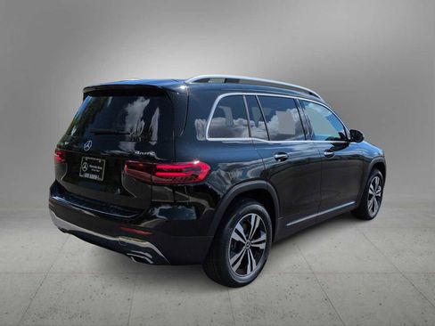 Used 2026 Mercedes-Benz GLB 250 GLB 250 image 8