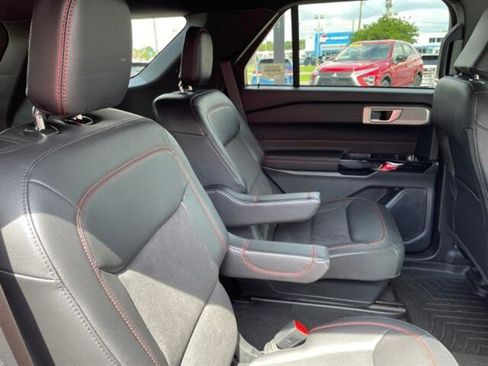 Used 2023 Ford Explorer ST-Line w/ Class IV Trailer Tow Package image 11