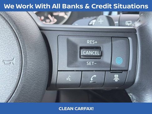 Certified 2025 Nissan Pathfinder SV image 25