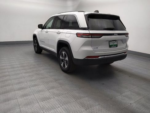 Used 2022 Jeep Grand Cherokee Limited 4xe w/ Luxury Tech Group II AWD/4WD image 5