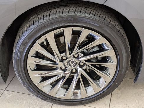 Certified 2024 Lexus ES 350 Luxury w/ Technology Package image 12