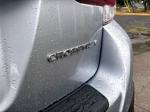 Used 2023 Subaru Crosstrek 2.0i AWD/4WD image 11