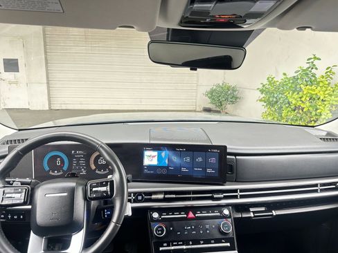 Used 2025 Hyundai Santa Fe SEL image 35