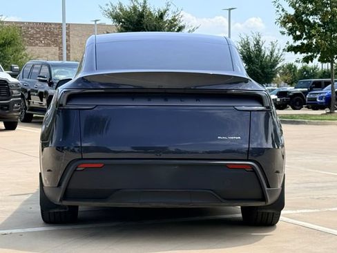 Used 2026 Tesla Model Y Long Range AWD/4WD image 10