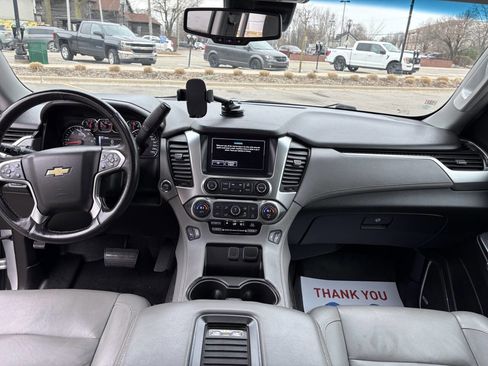 Used 2016 Chevrolet Suburban LT image 20